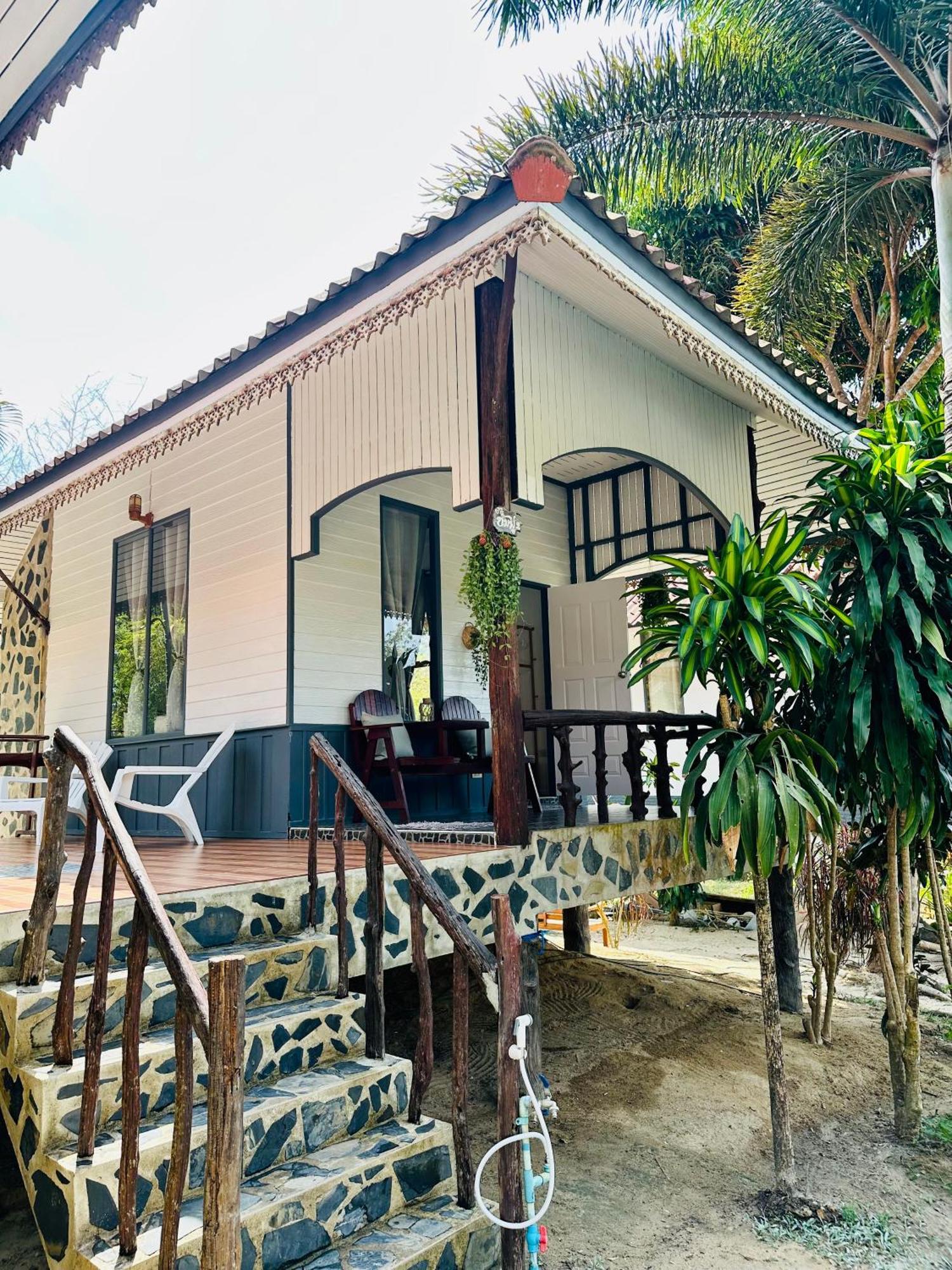 Koh Kood Garden House Hotel Ban Lak Uan Kültér fotó